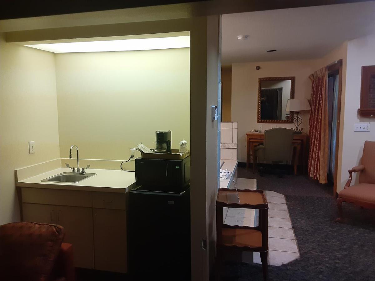 American And Hotel Ionia