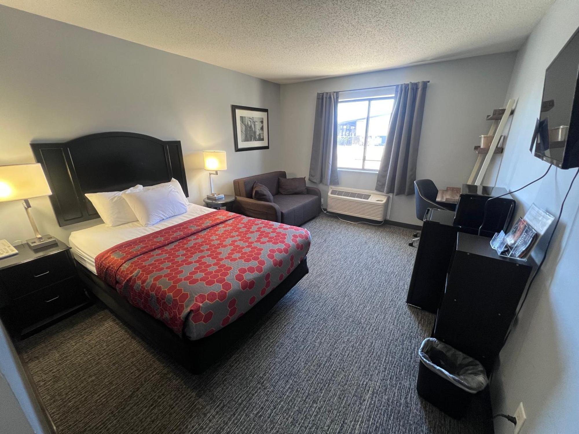 Hotel American And Ionia