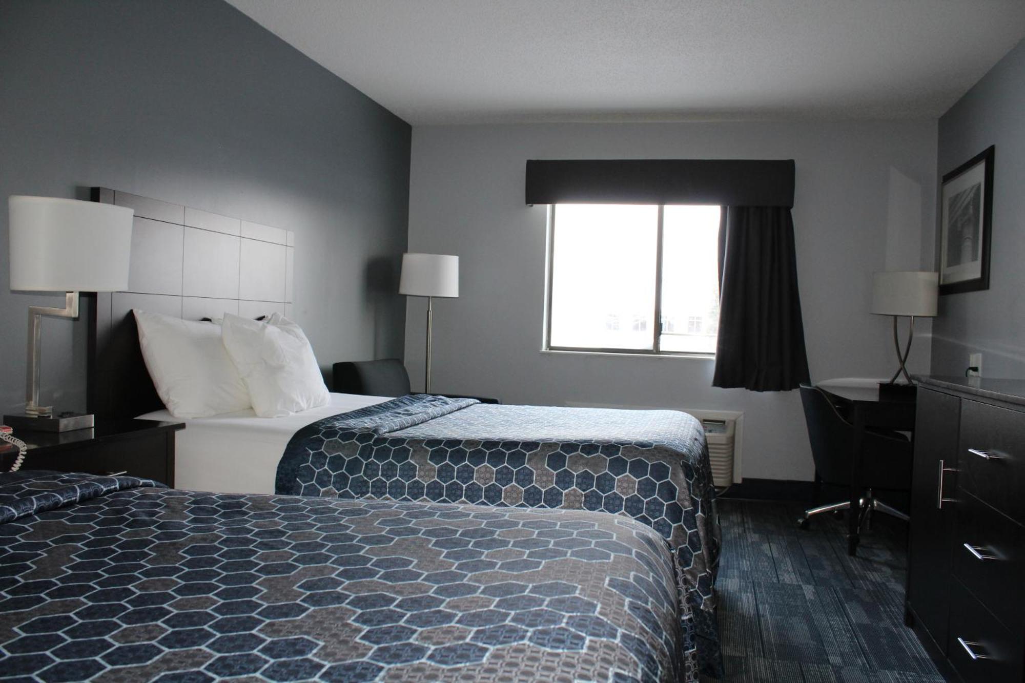 American And Hotel 2*